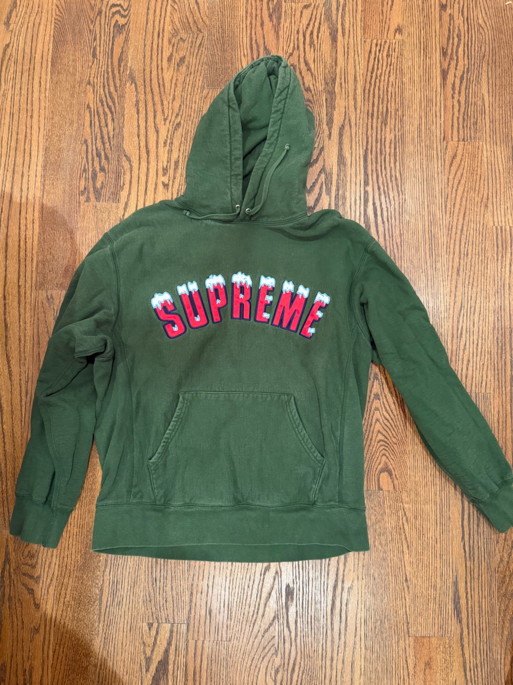 Supreme Hoodie